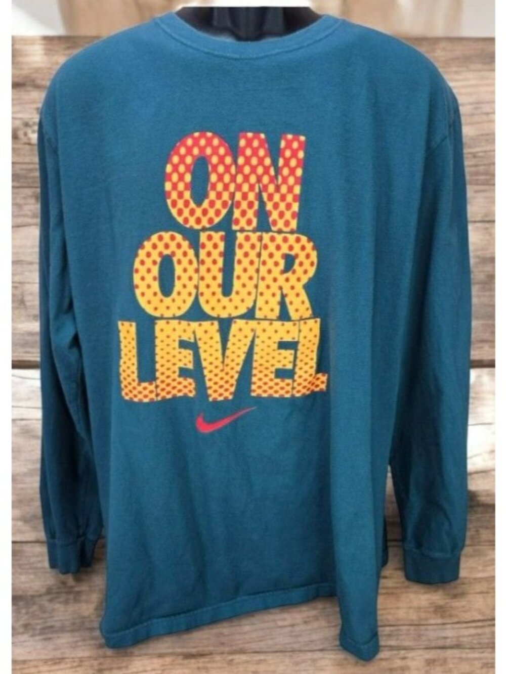 Nike Mens "On Our Level" Graphic Long Sleeve T-Shirt XXL